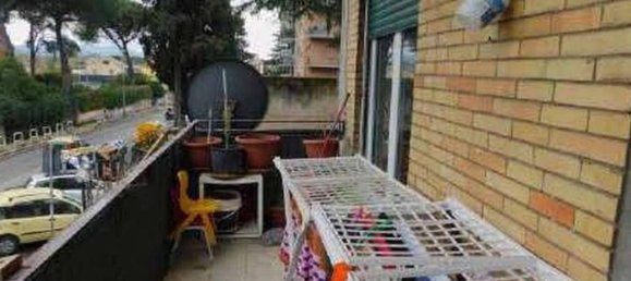 Apartamento de 4 divisões em Rome, Italy N.º 24270 12