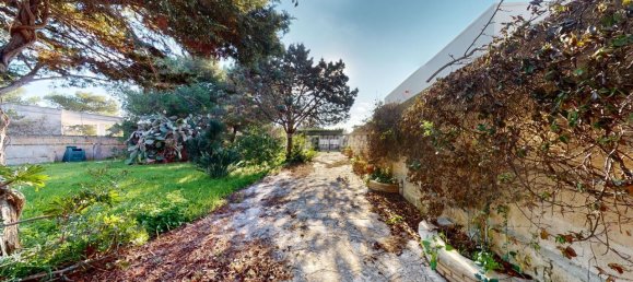 3 rooms Apartment in Lecce, Italy No. 136216 14