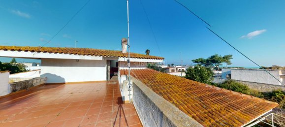 3 rooms Apartment in Lecce, Italy No. 136216 16