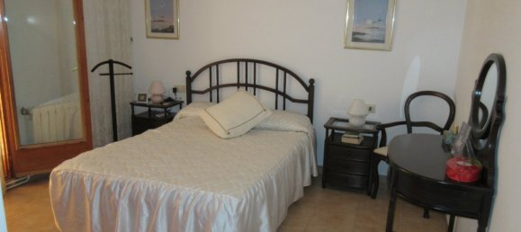 5 bedrooms House in Coma-Ruga, Spain No. 249 15