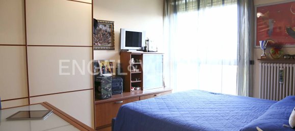 Пентхаус с 3 спальнями в Арезе, Италия № 106416 15