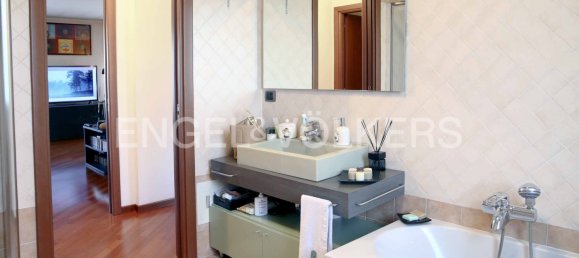 Пентхаус с 3 спальнями в Арезе, Италия № 106416 13