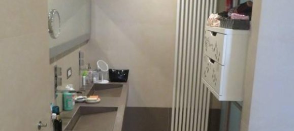 Casa de 9 divisões em Lamezia Terme, Italy N.º 37034 11