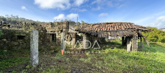 15 bedrooms House in Guimaraes, Portugal No. 32087 30