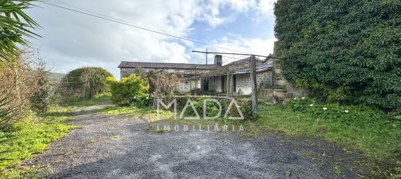 15 bedrooms House in Guimaraes, Portugal No. 32087 8