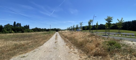 Land in Cavaillon, France No. 57619 7