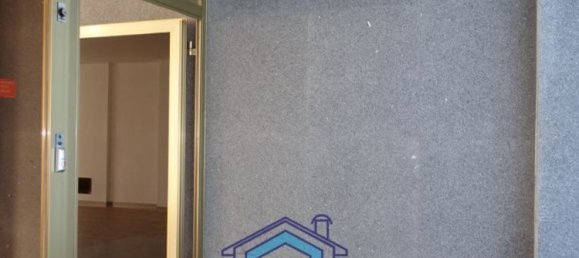 Propriété commerciale à Rio Tinto, Portugal 72m² No. 74105 7