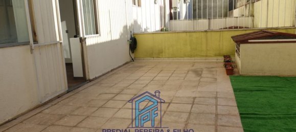 Propriété commerciale à Rio Tinto, Portugal 72m² No. 74105 14