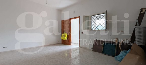 2 bedrooms Apartment in Bacoli, Italy No. 324321 3