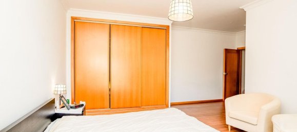 Casa de 3 dormitorios en Faro, Portugal No. 111206 30