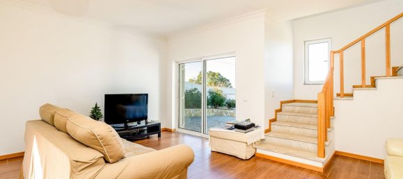 Casa de 3 dormitorios en Faro, Portugal No. 111206 9