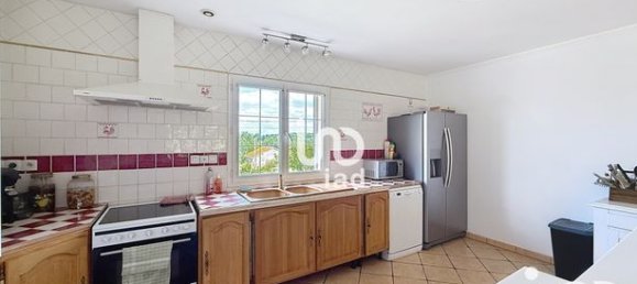 2 bedrooms House in Marne, France No. 307512 10