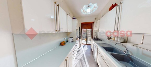 Apartamento de 4 habitaciónes en Rome, Italy No. 221211 8