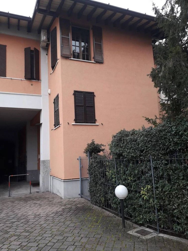 6 غرف نوم شقة في Castenedolo, Italy رقم 388662