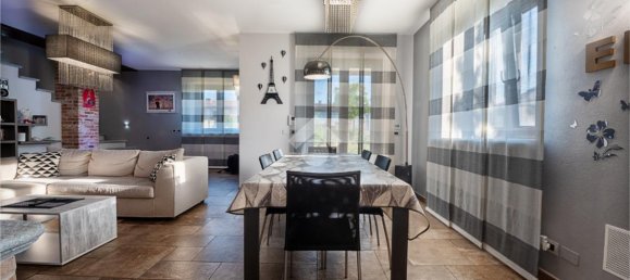 9-salle Villa à Busca, Italy No. 17973 33