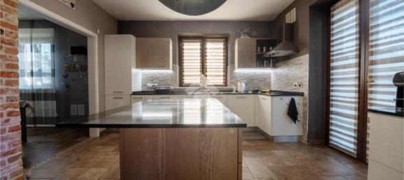 9-salle Villa à Busca, Italy No. 17973 37