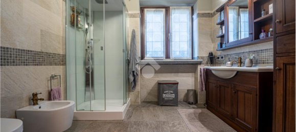 9-salle Villa à Busca, Italy No. 17973 39