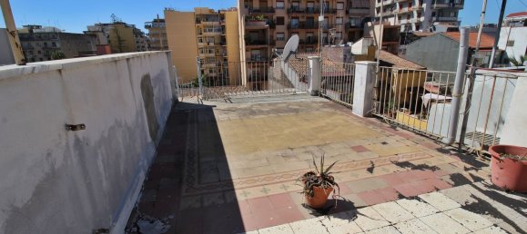 3-Zimmer Doppelhaus in Catania, Italy, Nr. 51808 3