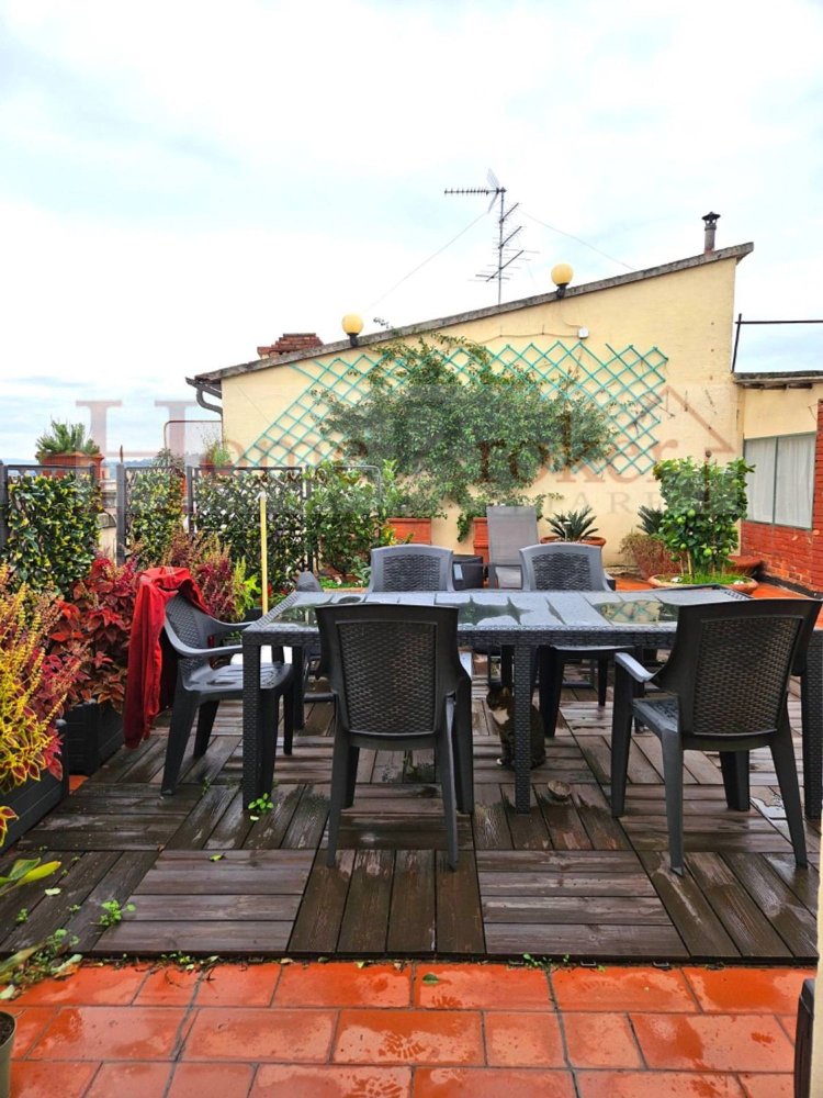 Penthouse de 2 divisões em Florence, Italy N.º 80569