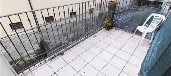 2غرفة شقة في Erba, Italy رقم 141656 8