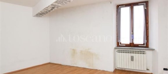 2غرفة شقة في Erba, Italy رقم 141656 12