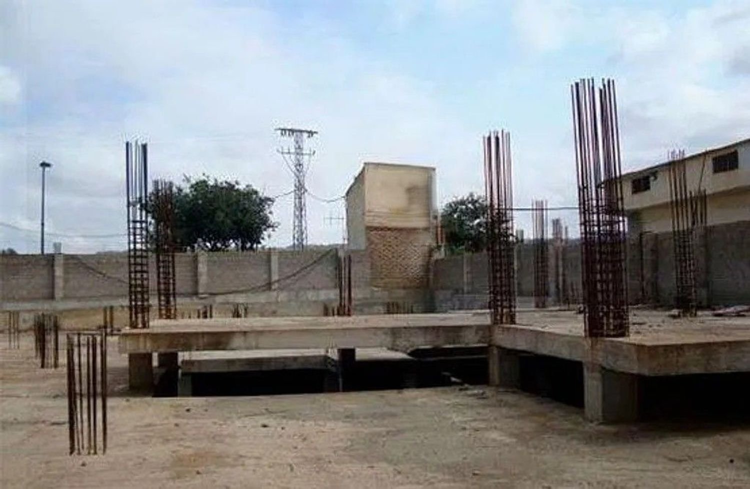 1439m² Building in Guadix, Spain No. 173582