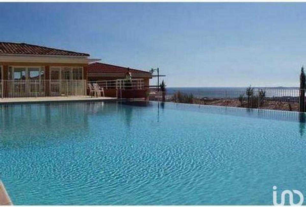 3 bedrooms Condo in Nice, France No. 9796