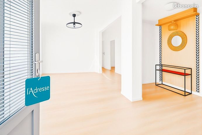 2 Schlafzimmer Wohnung in Noisy-le-Grand, France, Nr. 360064