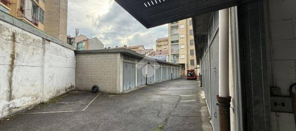 12m² Garage in Turin, Italy No. 319095 3