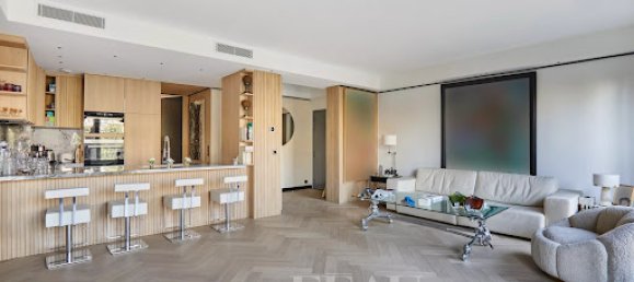 2 bedrooms Apartment in Paris, France No. 137601 11