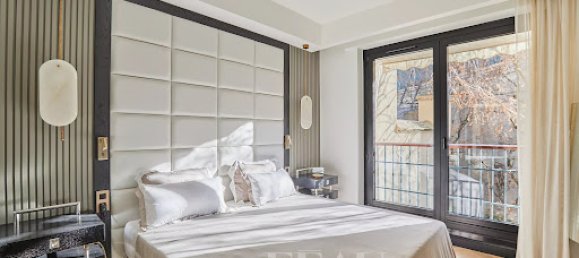 2 bedrooms Apartment in Paris, France No. 137601 7