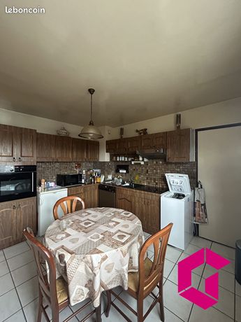 3 غرف نوم شقة في Saint-Etienne, France رقم 307564