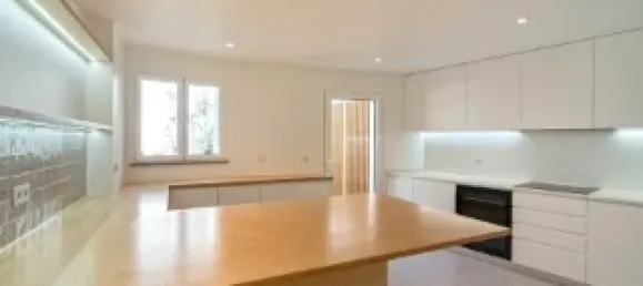 4 bedrooms House in Cascais, Portugal No. 104751 9