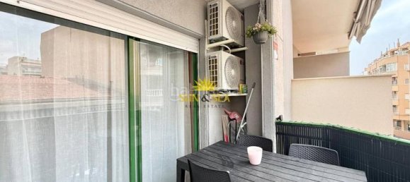 Apartamento de 2 dormitorios en Torrevieja, Spain No. 141333 3
