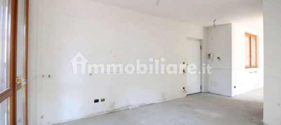 3 Schlafzimmer Villa in Vimercate, Italy, Nr. 103732 9