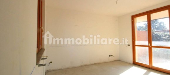 3 Schlafzimmer Villa in Vimercate, Italy, Nr. 103732 4