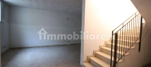 3 Schlafzimmer Villa in Vimercate, Italy, Nr. 103732 20