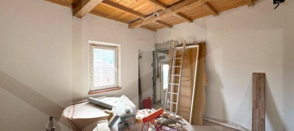 9 rooms House in Ponsacco, Italy No. 27956 14