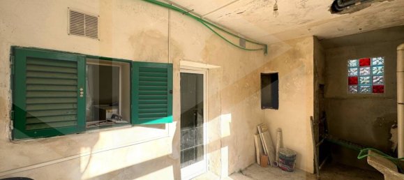 9 rooms House in Ponsacco, Italy No. 27956 18