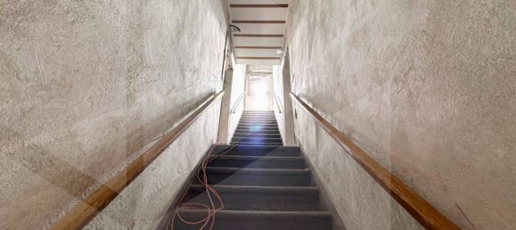 9 rooms House in Ponsacco, Italy No. 27956 8