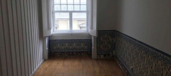 9 bedrooms Building in Lisbon, Portugal No. 123556 10
