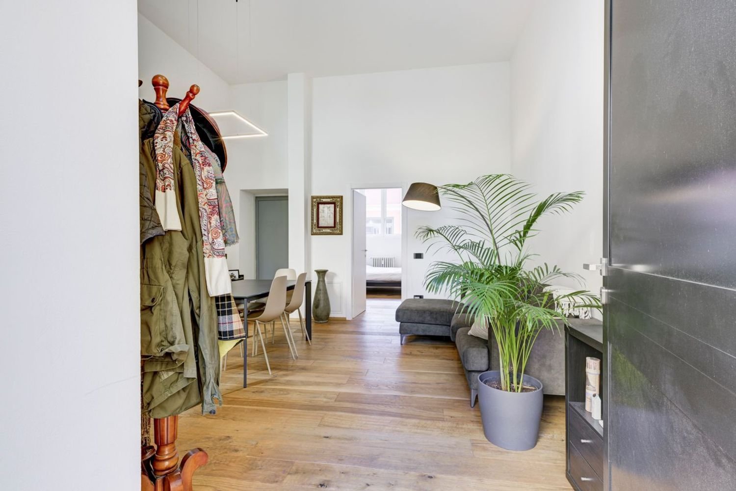 Дуплекс с 3 спальнями в Милан, Италия № 336913