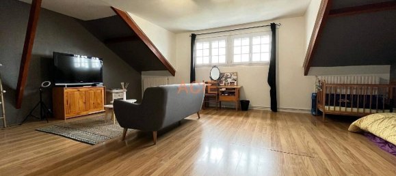 Вилла с 3 спальнями в Лувр, Франция № 183336 7