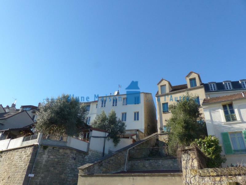 Propriété commerciale à Carrières-sur-Seine, France 77m² No. 174563