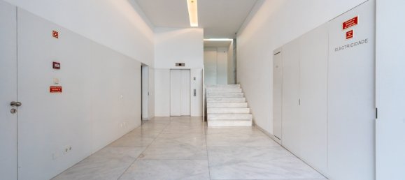 4 Schlafzimmer Wohnung in Lisbon, Portugal, Nr. 344602 46