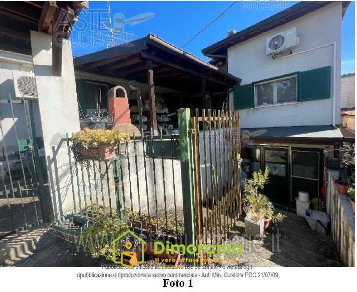 4 rooms Apartment in Rimini, Italy No. 11455