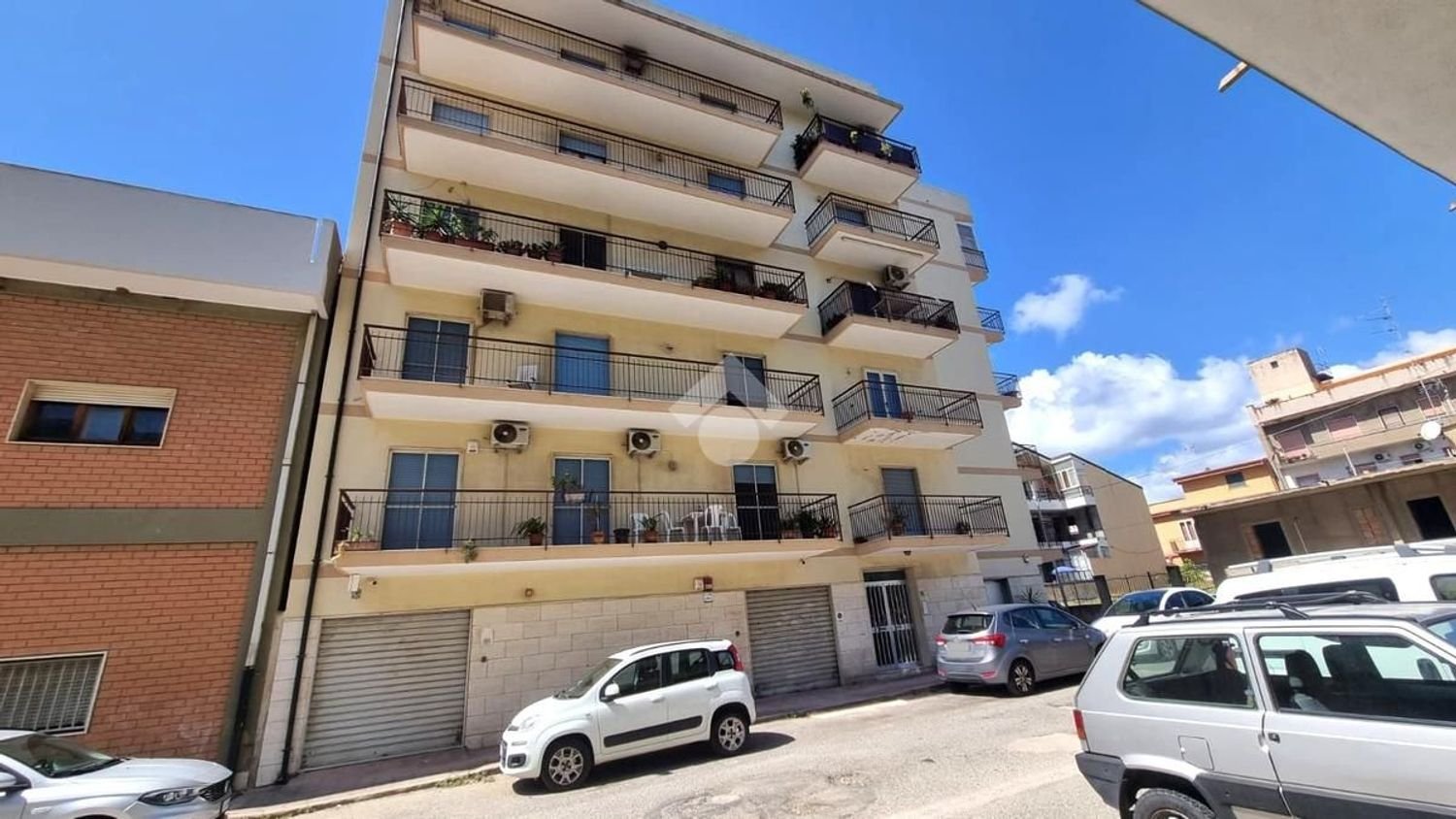 3 bedrooms Apartment in Reggio Calabria, Italy No. 398552