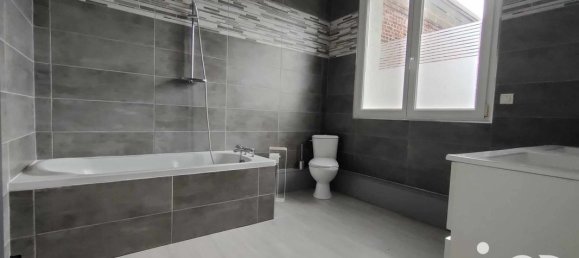 3 bedrooms Townhouse in Annoeullin, France No. 208982 10