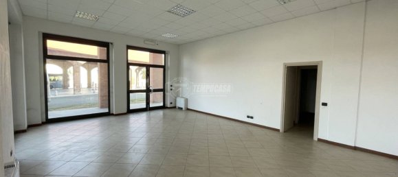 Imóvel comercial de 1 divisão em Castellamonte, Italy N.º 192901 7