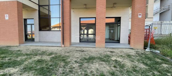 Imóvel comercial de 1 divisão em Castellamonte, Italy N.º 192901 2